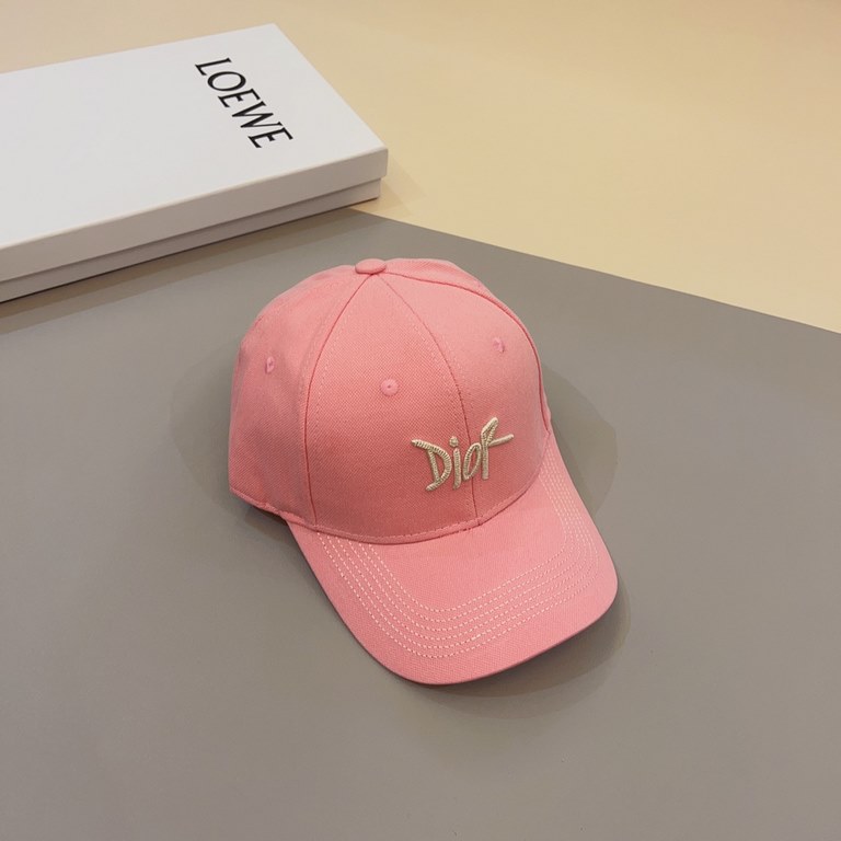 Dior (Dior) new original single baseball cap, exquisite style, very cool and stylish, counter out of stock popular, the quality is super!