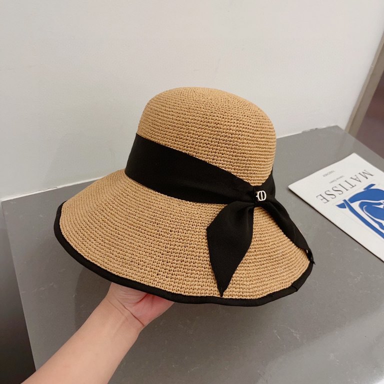 Dior Dior summer new raffia straw hat, haute couture, foldable, handmade crocheted, easy to carry on trips, head circumference 57cm