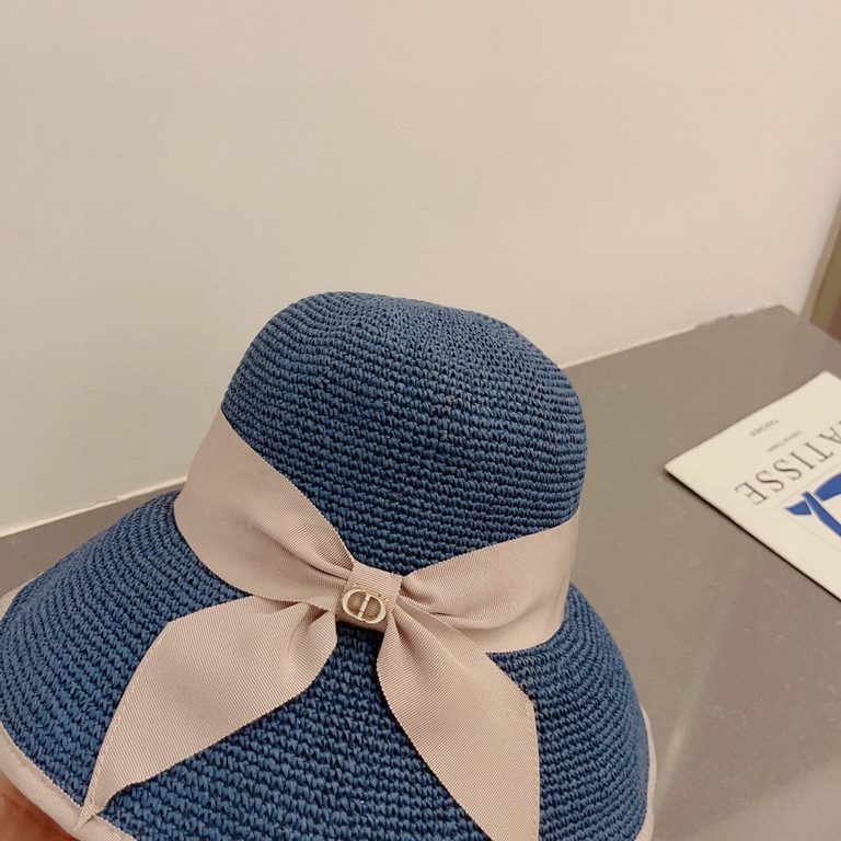 Dior Dior summer new raffia straw hat, haute couture, foldable, handmade crocheted, easy to carry on trips, head circumference 57cm