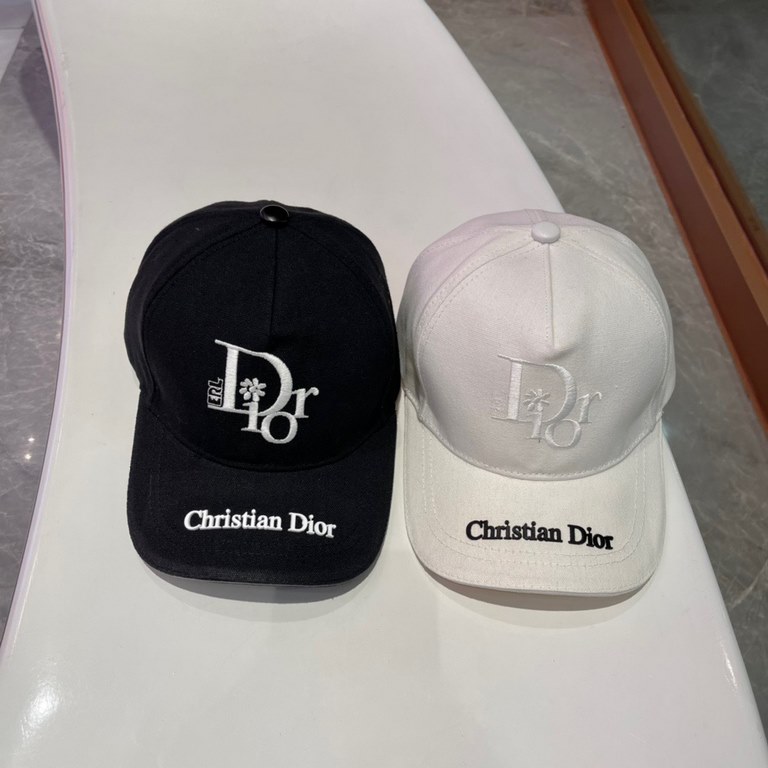 Dior Dior baseball cap   Beautiful   Simple atmosphere  Fashionable and generous   Low-key luxury   Sunscreen, fashionable both, versatile models     Pro, hurry up to get your hands on it   You deserve to have! Adjustabl