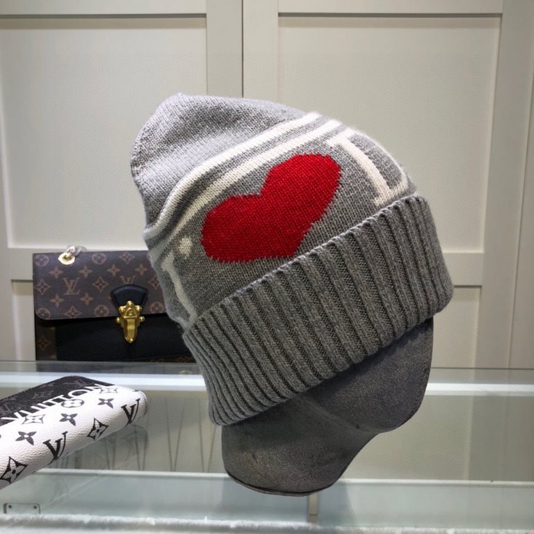 Dior Dior official website the latest wool knit cap,   official website original single reproduction. Very soft pro-skin, elasticity is very good   texture and very versatile style ~ very warm, fall and winter essential 