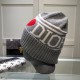 Dior Dior official website the latest wool knit cap,   official website original single reproduction. Very soft pro-skin, elasticity is very good   texture and very versatile style ~ very warm, fall and winter essential 