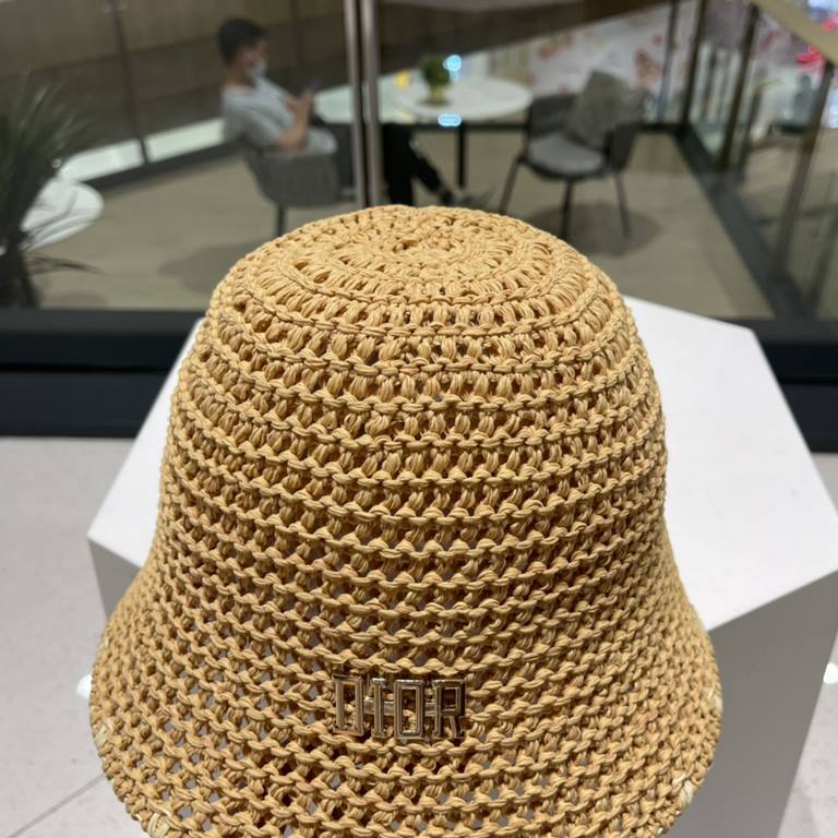 DIOR Dior summer new knitted clip color breathable bucket hat outdoor travel fashion sunscreen Korean pot hat fisherman hat