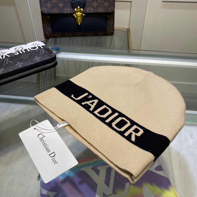 With dust bagDIOR Dior original single hat official website new love] [love] wool cashmere double-sided hat    positive and negative are the same Oh! Warm and stylish, simple and generous, more fashionable high-end atmos