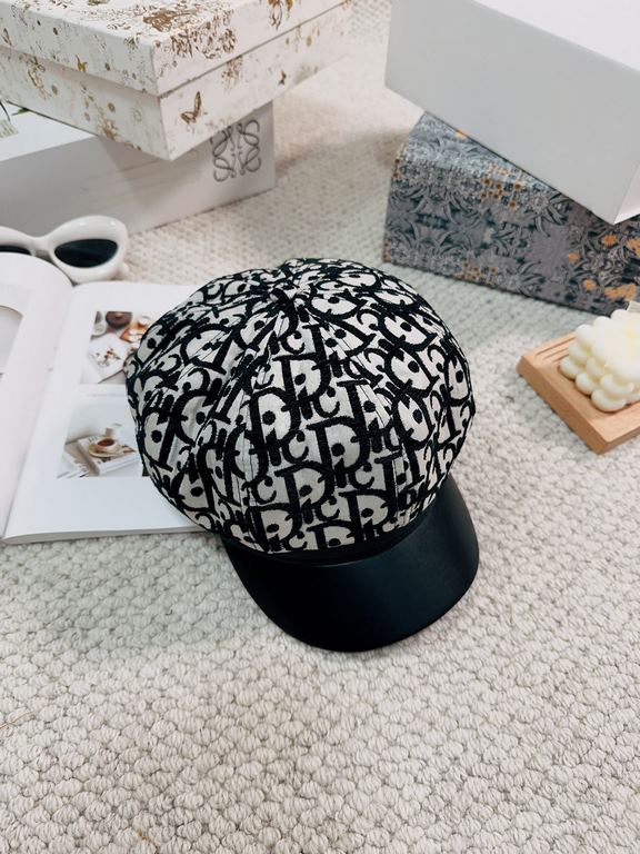 Dior Dior fall and winter new painter's hat, pumpkin octagonal hat, fashion blogger must-have single product head circumference 57cm