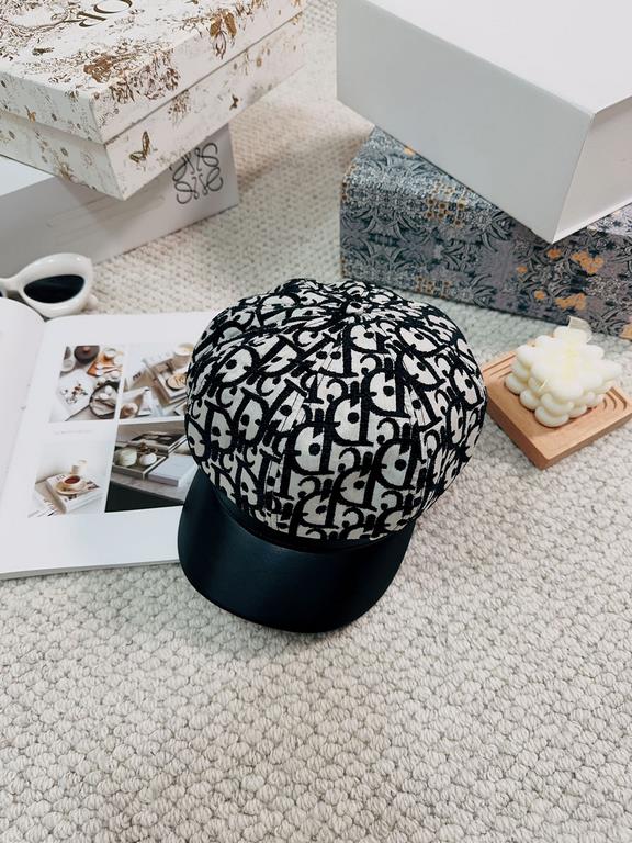 Dior Dior fall and winter new painter's hat, pumpkin octagonal hat, fashion blogger must-have single product head circumference 57cm