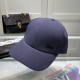 Dior (Dior) classic models of the original single baseball cap, exquisite pure also grunge very feeling, cool and very stylish, counter out of stock popular, the quality is superb!