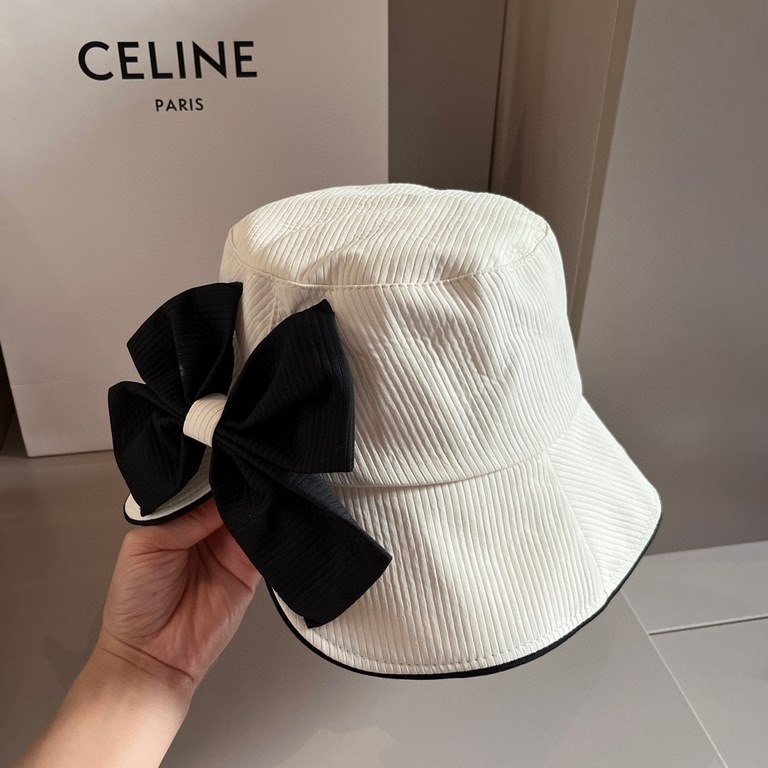 ￥Dior Dior SpringSummer New Bow Cloth Hat, Back Split Design, Head Circumference 57cm