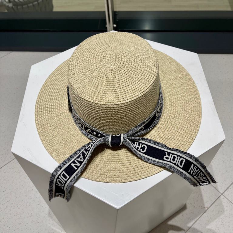 [Dior Dior] 2022 new straw sun shading straw hat basin hat   beach style, simple and generous, versatile single product ~ the first choice for the street, the new cap is super-beautiful and greasy, new on the shelves!