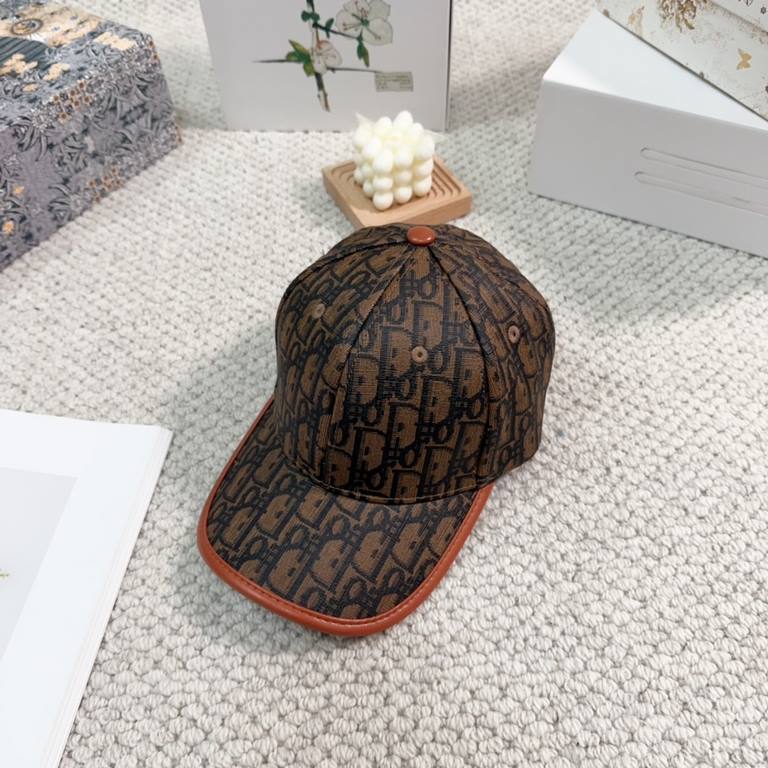 Dior (Dior) new original single baseball cap, Dior old flower, retro flavor, counter out of stock popular, 11 open mold ordering, the original canvas material   head layer cowhide, cotton lining, lightweight and breathab