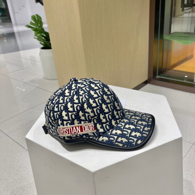 Dior Dior baseball cap   beautiful   simple atmosphere  fashionable and generous   low-key luxury   sunscreen, fashionable both, versatile models     pro, hurry up to get it   you deserve it! Adjustable size!