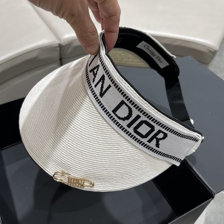 [DIOR Dior] 2023 spring and summer new explosive models counter synchronization counter models sun hat hollow cap, super convenient! Good ride! Out on the street must have