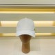 DIOR Dior  , DIOR official website synchronized with the release of the new D family baseball cap, the whole cap texture is super good, the effect on the head is very nice, loli imperial sister can be outstanding, super 