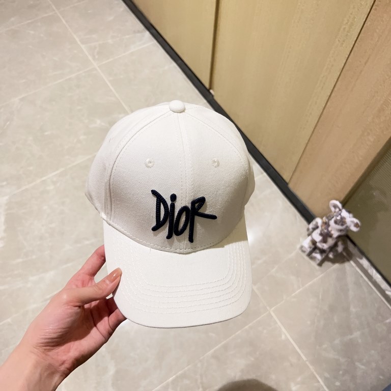 with dust bag [DIOR Dior] 2023 new embroidery simple paragraph baseball cap, new shipments, big models super good with, hurry to get!