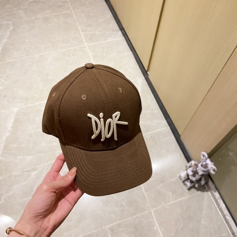 with dust bag [DIOR Dior] 2023 new embroidery simple paragraph baseball cap, new shipments, big models super good with, hurry to get!