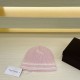 Dior Dior official website of the latest wool knit cap, very soft skin-friendly, elasticity is very good   texture and very versatile style ~ very warm, fall and winter essential artifacts, any head circumference can be 