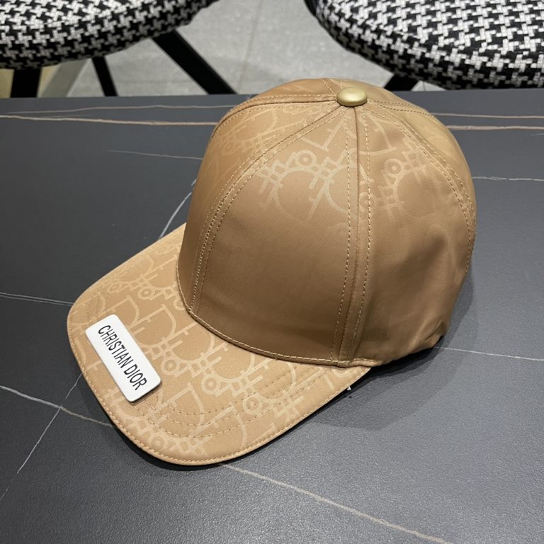 Dior Dior 2024 baseball cap   beautiful   simple atmosphere  fashionable and generous   low-profile luxury   sunscreen, fashionable both, versatile models     pro, hurry up and get it   you deserve it! Adjustable size!