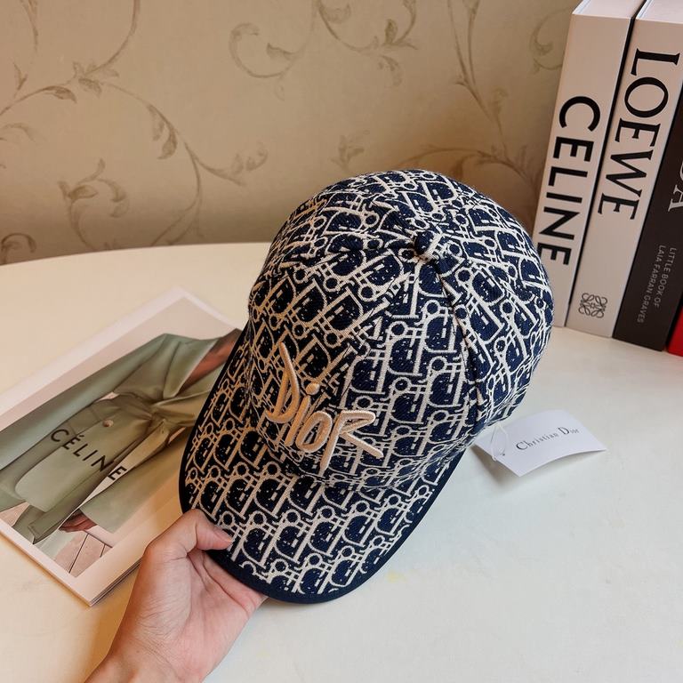 Batch   Dior Dior  New wrap-around design Old flower letter logo baseball cap, superb quality, deepen the cap more temperament, this season's explosive models!