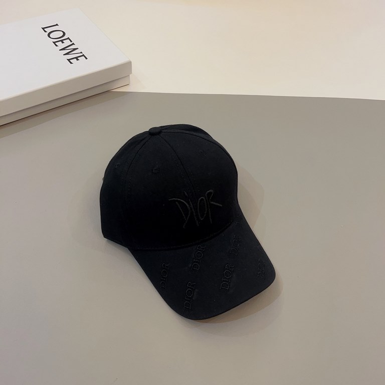 Dior Dior  New design New flower letter logo baseball cap, superb quality, deepen the cap to show more temperament, this season's explosive models!