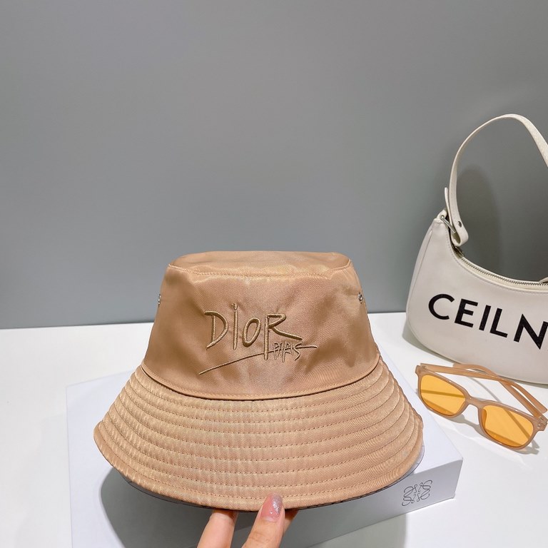 [DIOR Dior] new counter men's and women's models of sunshade fisherman's hat, big brand shipment, super convenient! Good ride! Out on the street must have