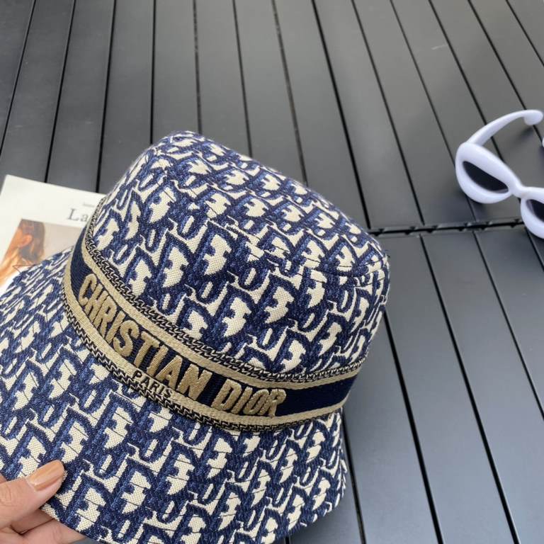 Dior (Dior) new original single fisherman's hat, exquisite pure also style very feeling, very cool and very stylish, counter out of stock popular, the quality is super!