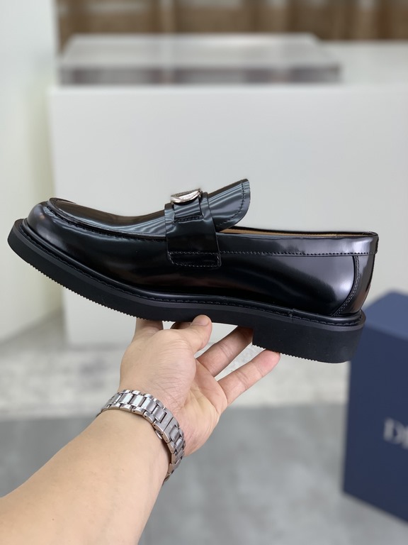 Factory price   top version      water-dyed cowhide original single quality Dior - . Dior original single on behalf of the purchase of high-end business shoes, fabric the use of Italian imports of open-edge beads of cowh