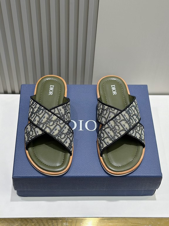 Dior Alias Men's Leather SlippersNew for summer, these Alias sandals make a statement of casual elegance. Crafted from grained cowhide leather, Oblique print fabric and cowhide lining! Cross-strap design with metal overl