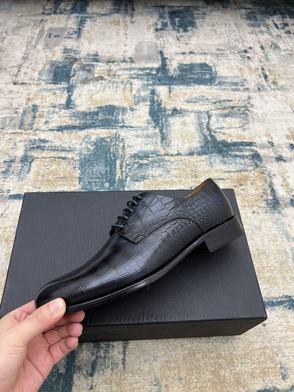 Dior ~ Size38-45D's new men's high-end men's business shoes, made of imported calfskin leather, hand-rubbed color change process, with cowhide liningpadded feet, imported Italian leather outsole, showing luxury!