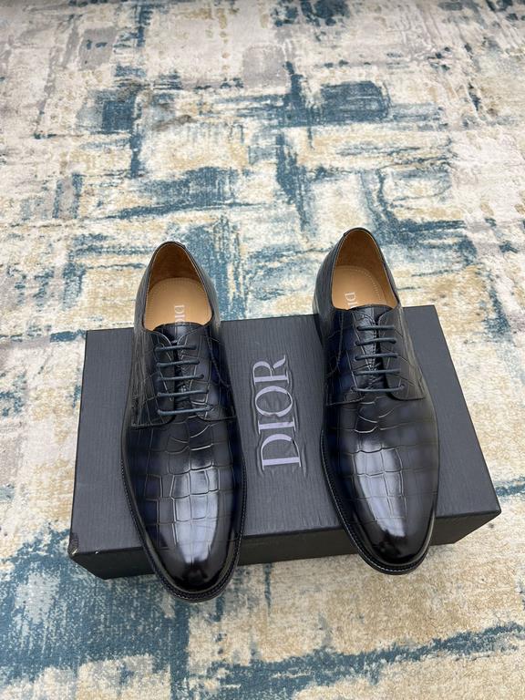 Dior ~ Size38-45D's new men's high-end men's business shoes, made of imported calfskin leather, hand-rubbed color change process, with cowhide liningpadded feet, imported Italian leather outsole, showing luxury!