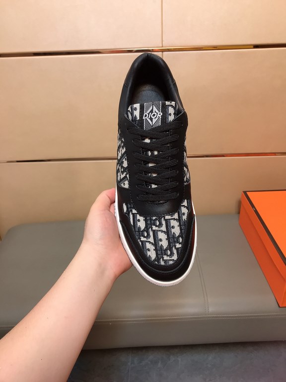 Factory price     [Dior Dior] new casual shoes, must explode models , using the trend of fashion shoes   the latest - explosive models   upper using imported cowhide leather   special printing fabric stitching design , s