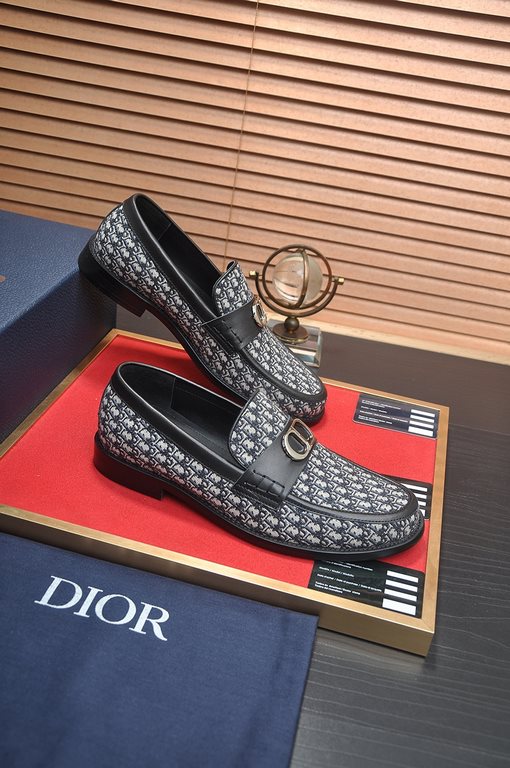 Factory   [Dior] (cowhide lining) Dior original 11 high quality factory, imported original material, imported version of the original cowhide, cowhide lining, the original TPU outsole, yardage 38-44