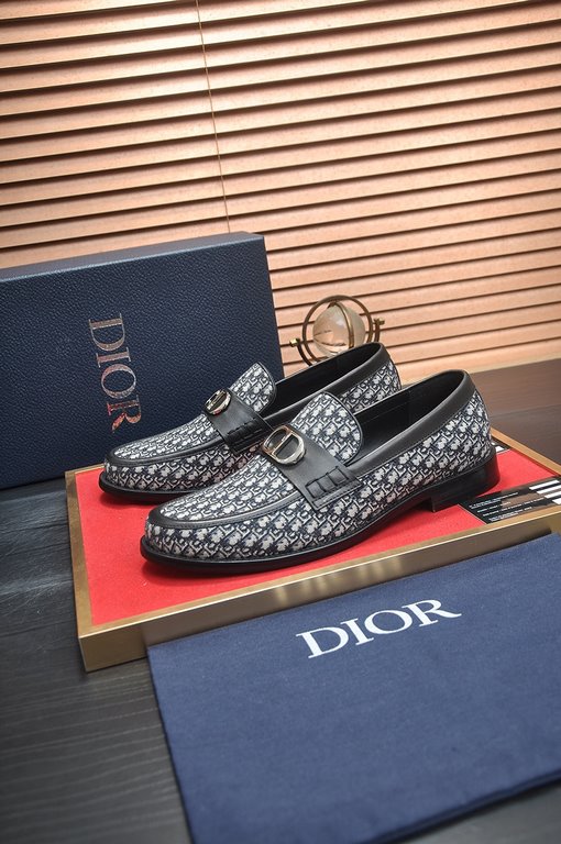 Factory   [Dior] (cowhide lining) Dior original 11 high quality factory, imported original material, imported version of the original cowhide, cowhide lining, the original TPU outsole, yardage 38-44