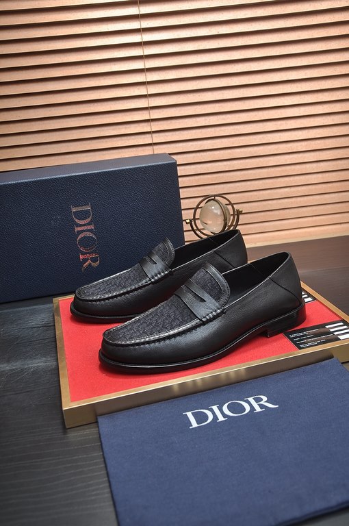 Factory   [Dior] (cowhide lining) Dior original 11 high quality factory, imported original material, imported version of the original cowhide, cowhide lining, the original TPU outsole, yardage 38-44