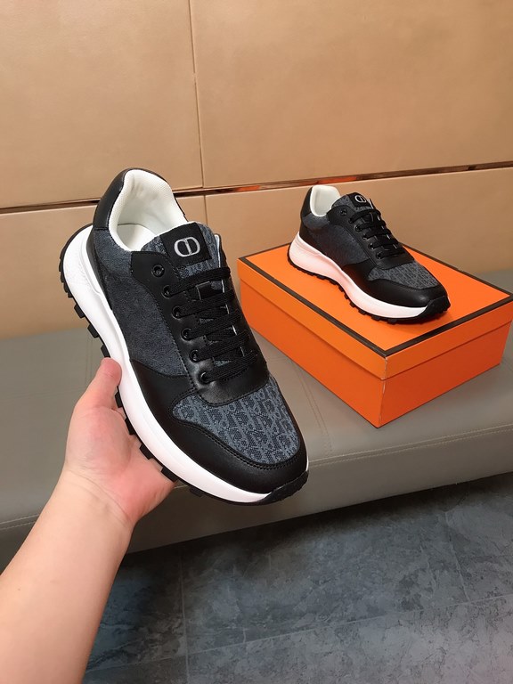 Factory price    [Dior Dior] new casual shoes, must explode models , using the trend of fashion shoes   the latest - explosive models   uppers are made of imported cowhide leather   printed fabric splicing design , breat