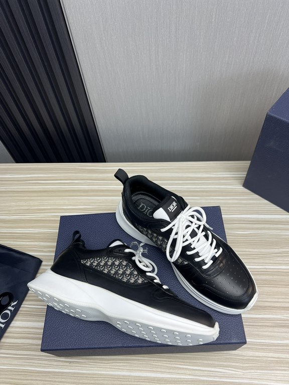 Factory   DIOR.Dior Couple's Hot Sale The new trend is destined to be a mainstream super single  .  upper using exclusive customized original cowhide material   cow game meat splicing brand special LOGO fabrics  outsole 