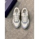 Dior Dior B22 Men's Jogging Fashion SneakersThis piece draws inspiration from vintage joggers. Featuring a chunky low-top design, the upper is made from selected cowhide leather and mesh fabric with a black and white emb