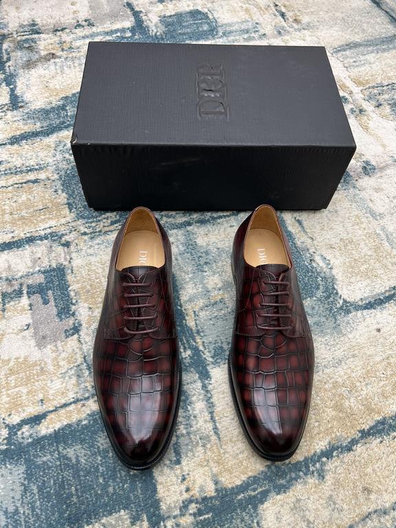 Dior ~ Size38-45D's new men's high-end men's business shoes, made of imported calfskin leather, hand-rubbed color change process, with cowhide liningpadded feet, imported Italian leather outsole, showing luxury!