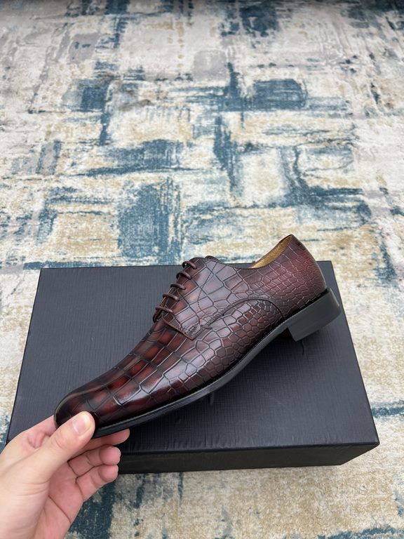 Dior ~ Size38-45D's new men's high-end men's business shoes, made of imported calfskin leather, hand-rubbed color change process, with cowhide liningpadded feet, imported Italian leather outsole, showing luxury!