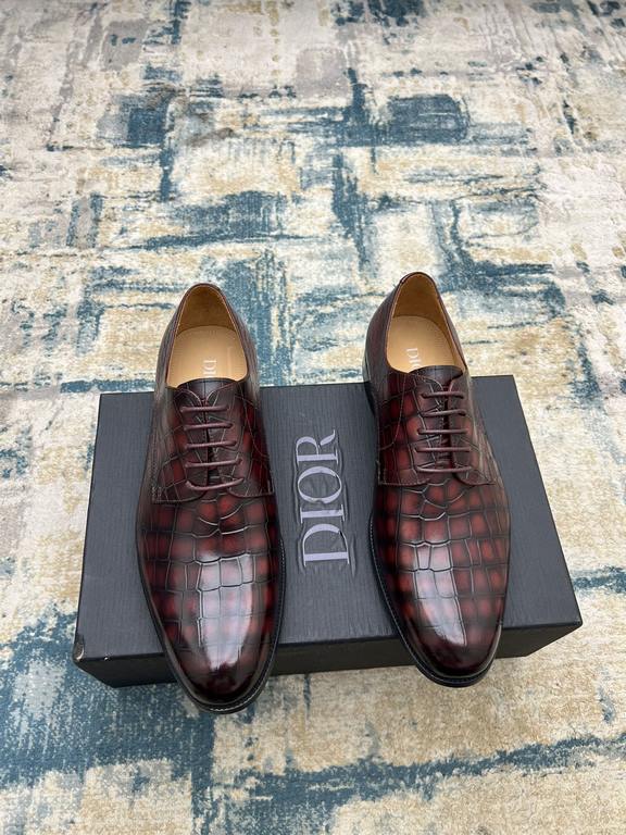 Dior ~ Size38-45D's new men's high-end men's business shoes, made of imported calfskin leather, hand-rubbed color change process, with cowhide liningpadded feet, imported Italian leather outsole, showing luxury!