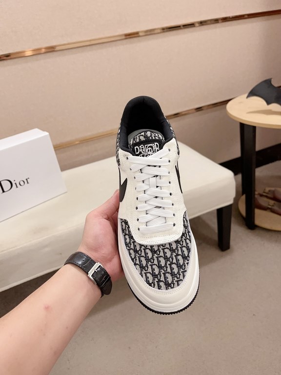 Factory price [Dior Dior] new casual sports style men's shoes, new spring and summer models design, perfect workmanship, lace-up lazy models to create the quality of the suitcase, Upper imported first layer cowhide, shee