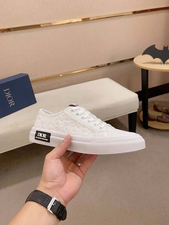 Factory price [Dior] new casual sports style men's shoes, new spring and summer models design, perfect workmanship, lace-up lazy models to create the quality of the suitcase, Upper imported first layer cowhide, sheepskin