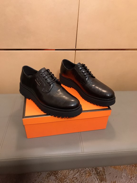 Factory    〈Dio〉 new casual casual business shoes   luxury fashion high-end products   perfect last plus top handmade, making this shoe immediately formed a strong aristocratic atmosphere, the selection of cowhide, sheep