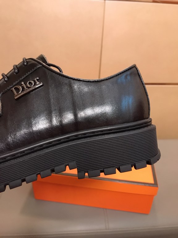 Factory    〈Dio〉 new casual casual business shoes   luxury fashion high-end products   perfect last plus top handmade, making this shoe immediately formed a strong aristocratic atmosphere, the selection of cowhide, sheep