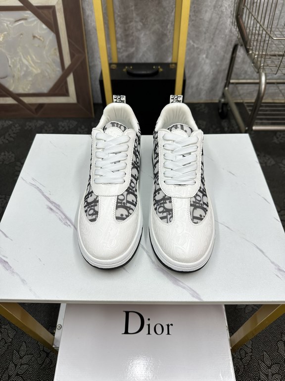 [Dior-Dior 】from France many fashion supermodel preferred brand fine workmanship using imported original cloth   cowhide fabric sheepskin lining original open mold wear-resistant.  [Dior - Dior 】 from France many fashion