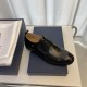 Dior Derby Shoes｜Leather soled formal shoes｜Meticulously crafted in open-edge beaded cowhide｜Water dyed cowhide lining｜With classic lace-up closure｜Side embossed logo｜Sheeny stacked heel for a touch of style｜Can be worn 