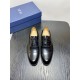 Dior Derby Shoes｜Leather soled formal shoes｜Meticulously crafted in open-edge beaded cowhide｜Water dyed cowhide lining｜With classic lace-up closure｜Side embossed logo｜Sheeny stacked heel for a touch of style｜Can be worn 