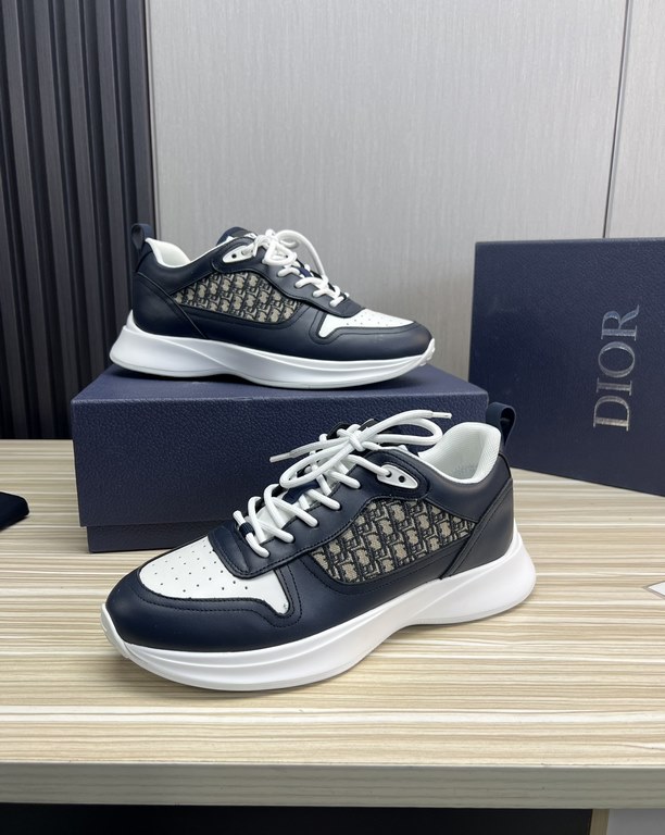 Factory   DIOR.Dior Couple's Hot Sale The new trend is destined to be a mainstream super single  .  upper using exclusive customized original cowhide material   cow game meat splicing brand special LOGO fabrics  outsole 