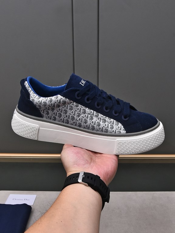 P Dio~r   A fresh take on the classic tennis shoe, the B33 sneaker is a sleek silhouette with a chunky texture. Crafted from cowhide leather with an Oblique print, they feature a padded tongue with Dior logo, wide mohair