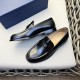 DIOGranville Formal Leather Loafers｜Made of black smooth cowhide leather｜Metallic laminated brass Dior Oblique logo on upper｜Matched with leather sole in the same color｜Dior logo engraved on heel for a more sophisticated