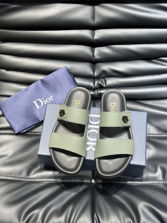 Dio~ High-end men's summer slippers, upper material head layer cowhide, original hardware decoration, private mold outsole, perfect details, showing the big style, casual loose comfortable type, high quality boutique, su